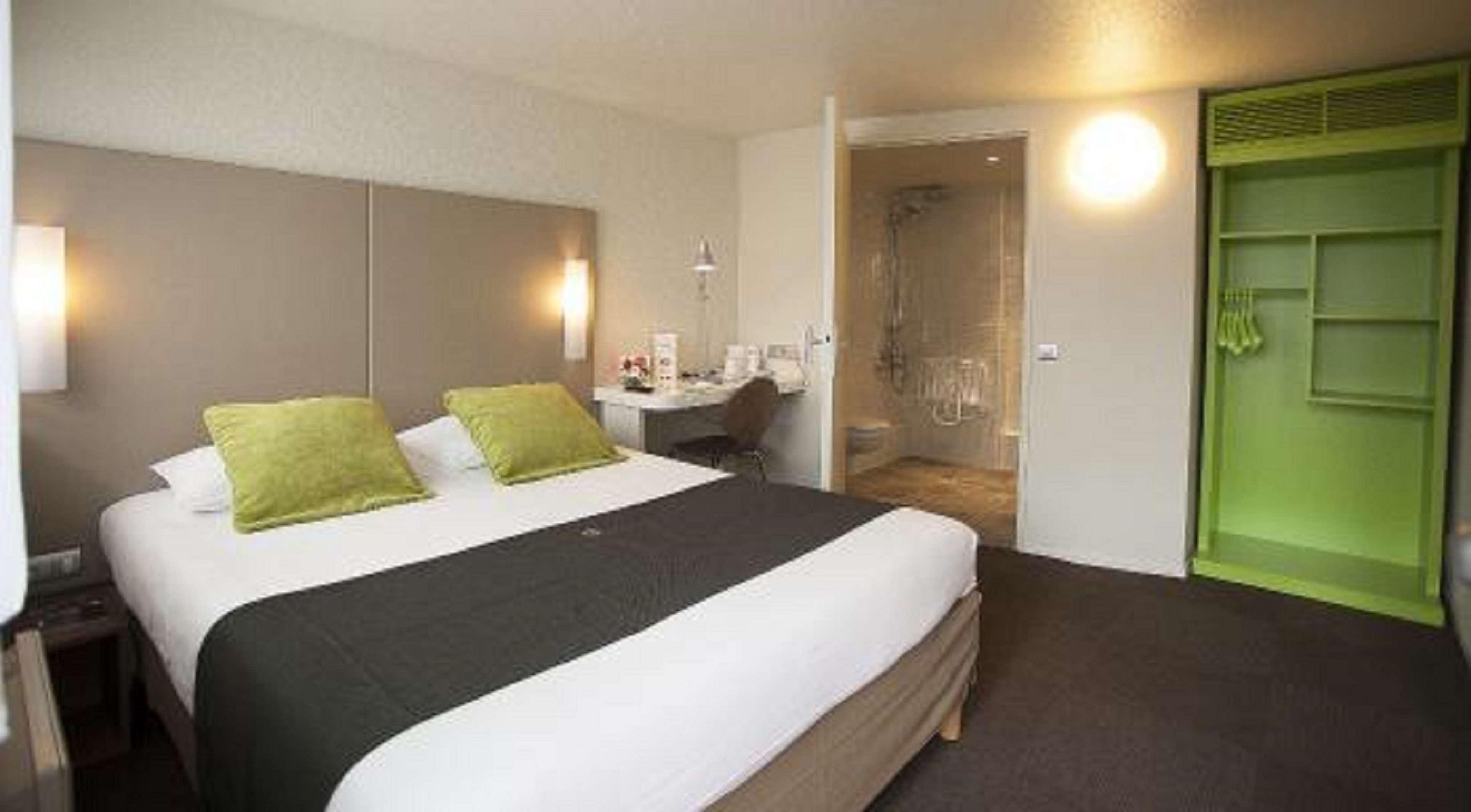 Campanile Lille - Seclin Hotel Exterior photo